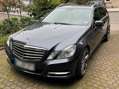 Mercedes E300