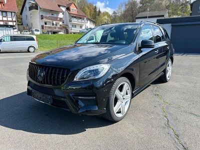 Gebraucht Mercedes ML350 AMG 258 PS (189 kW) 2013 Schwarz SUV
