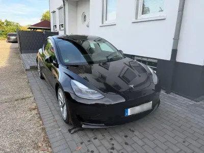 Gebraucht Tesla Model 3 RWD 208 kW (283 PS) 2023 Schwarz Limousine