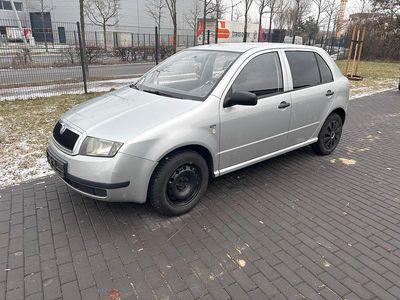 Gebraucht Skoda Fabia 74 PS (54 kW) 2002 Silber Kleinwagen