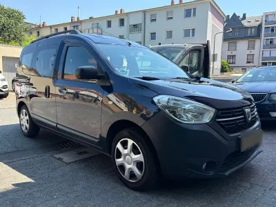 Gebraucht Dacia Dokker 102 PS (75 kW) 2018 Blau Van / Kleinbus