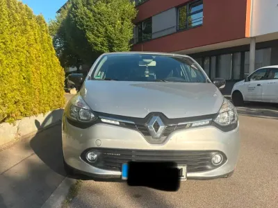 Gebraucht Renault Clio IV 90 PS (66 kW) 2015 Silber Kleinwagen