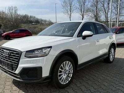Usata Audi Q2 Design 116 CV (85 kW) 2019 Bianco SUV