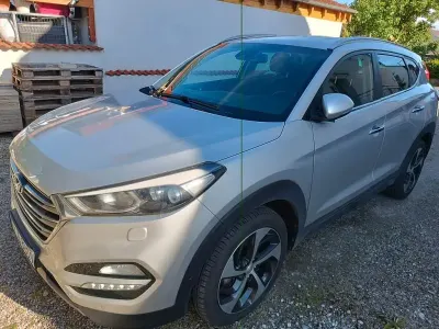 Gebraucht Hyundai Tucson Premium 185 PS (136 kW) 2016 Silber SUV