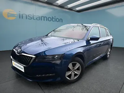 Gebraucht Skoda Superb 150 PS (110 kW) 2022 Blau Kombi