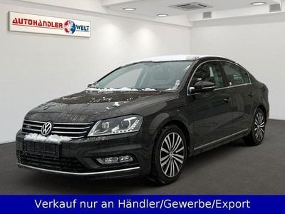 Braun Gebraucht 2014 VW Passat R-line Limousine | 8.999 € (Guter Preis)