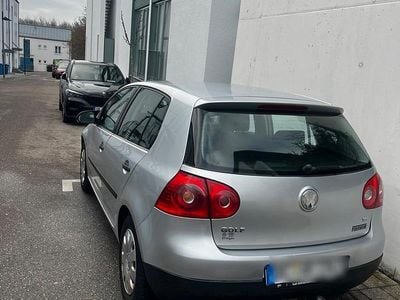 Gebraucht VW Golf IV 75 PS (55 kW) 2005 Grau Kleinwagen
