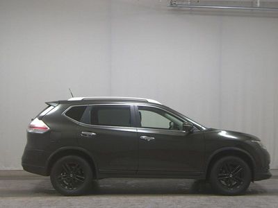 Gebraucht Nissan X-Trail Tekna 131 PS (96 kW) 2016 Titanium olive SUV