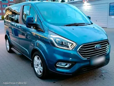Gebraucht Ford Tourneo Titanium X 185 PS (136 kW) 2020 Blau Van / Kleinbus