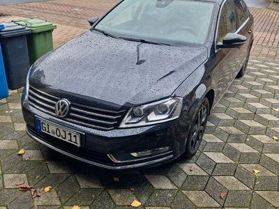 Schwarz Gebraucht 2014 VW Passat Edition Limousine | 8.999 € (Fairer Preis)
