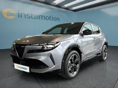 Nouvelle Alfa Romeo Junior Sprint 114 kW (156 ch) 2026 Gris SUV
