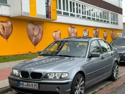 Gebraucht BMW 320 150 PS (110 kW) 2005 Grau Limousine
