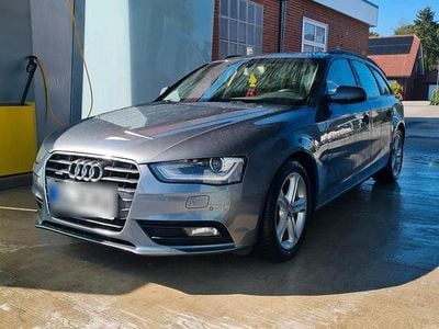 Gebraucht Audi A4 190 PS (139 kW) 2015 Grau Kombi
