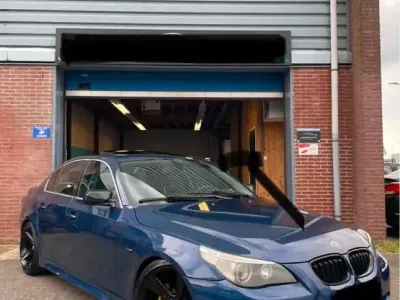 Gebraucht BMW 520 M Sport 170 PS (125 kW) 2003 Blau Limousine
