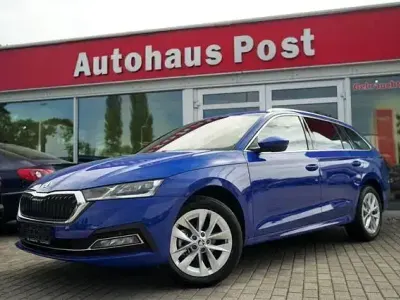 Używany Skoda Octavia 150 KM (110 kW) 2024 Niebieski Kombi