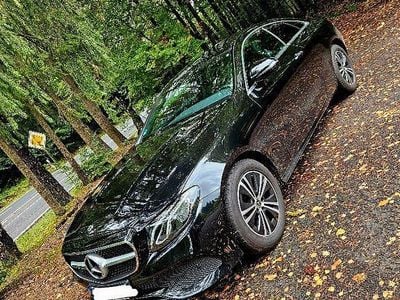 Mercedes E200