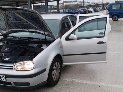 Gebraucht VW Golf III 75 PS (55 kW) 1998 Silber Limousine