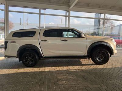 gebraucht Isuzu D-Max Double Cab HARDTOP Silky White 4WD V-CROSS A/T