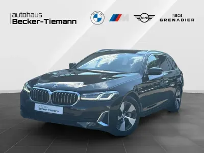 Gebraucht BMW 530 Luxury Line 252 PS (185 kW) 2021 Saphirschwarz Kombi