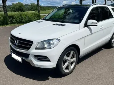 Gebraucht Mercedes ML350 258 PS (189 kW) 2015 Weiß SUV