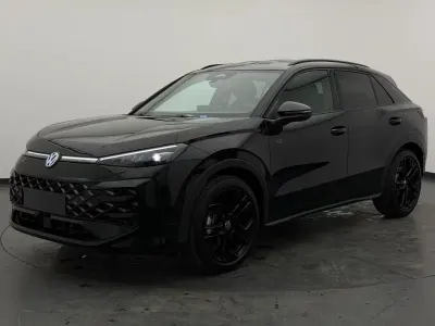 Uusi VW T-Roc R-line 150 HP (110 kW) 2026 Musta Katumaasturi