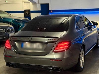 Gebraucht Mercedes E350 AMG line 258 PS (189 kW) 2016 Limousine