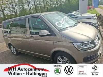 Gebraucht VW Multivan Comfortline 150 PS (110 kW) 2016 Mojave beige metallic Van / Kleinbus