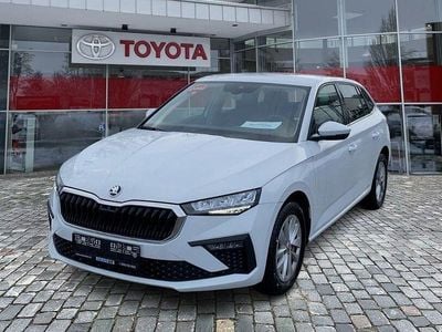 Gebraucht Skoda Scala 150 PS (110 kW) 2024 Weiss Kleinwagen