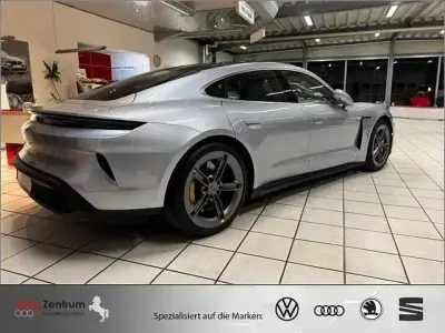 Gebraucht Porsche Taycan Turbo S 700 kW (952 PS) 2024 Silber Limousine