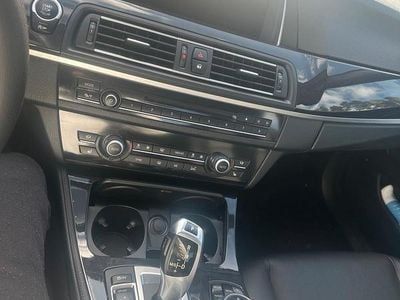Gebraucht BMW 530 285 PS (209 kW) 2014 Andere farben Limousine