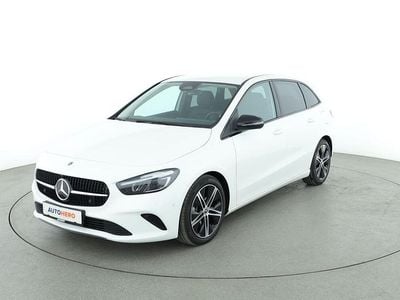 Gebraucht Mercedes B200 Progressive 177 PS (130 kW) 2024 Weiß Van / Kleinbus