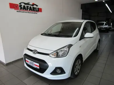 Gebraucht Hyundai i10 Style 87 PS (63 kW) 2017 Weiß Kleinwagen