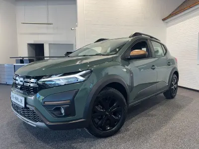 Usata Dacia Sandero Extreme 91 CV (66 kW) 2024 Grigio Utilitaria