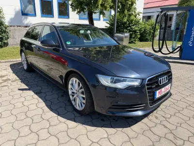 Gebraucht Audi A6 Performance 204 PS (150 kW) 2012 Blau Kombi