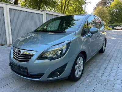 Gebraucht Opel Meriva Design Edition 120 PS (88 kW) 2010 Grau Van / Kleinbus
