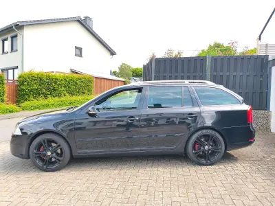 Gebraucht Skoda Octavia vRS 280 PS (205 kW) 2008 Schwarz Kombi