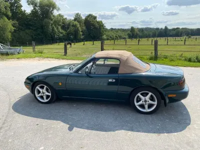 Gebraucht Mazda MX5 90 PS (66 kW) 1995 Grün Cabrio
