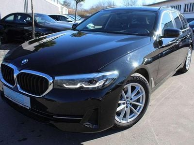 Gebraucht BMW 520 Sport Line 190 PS (139 kW) 2023 Schwarz ii Kombi