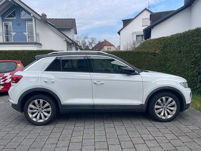 Gebraucht VW T-Roc 150 PS (110 kW) 2019 Weiß SUV