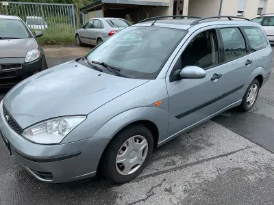Gebraucht Ford Focus 101 PS (74 kW) 2004 Silber Kombi