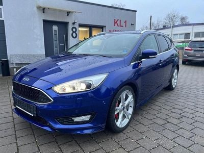 Blau Gebraucht 2016 Ford Focus Titanium Kombi | 7.990 € (Guter Preis)