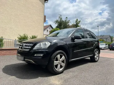 Gebraucht Mercedes ML350 231 PS (169 kW) 2011 Schwarz SUV
