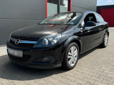 Opel Astra GTC