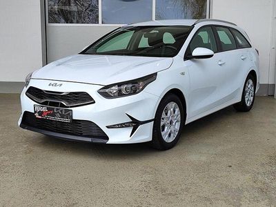 Second-hand Kia Ceed Sportswagon Play 101 CP (74 kW) 2024 Alb Break