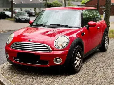 Gebraucht Mini ONE 69 PS (50 kW) 2010 Rot Kleinwagen