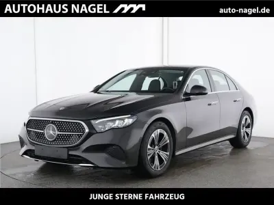 Gebraucht Mercedes E220 197 PS (144 kW) 2025 Andere Limousine