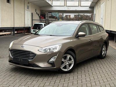 Gebraucht Ford Focus Titanium 120 PS (88 kW) 2019 Silber Limousine