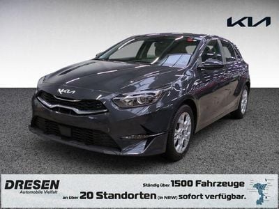 Gebraucht Kia Ceed Vision 140 PS (102 kW) 2025 H8g) pentametal met. (grau Kleinwagen