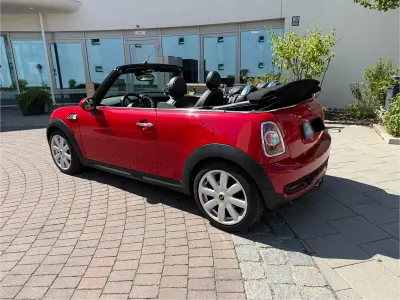 Gebraucht Mini Cooper S Cabriolet 184 PS (135 kW) 2011 Rot Cabrio