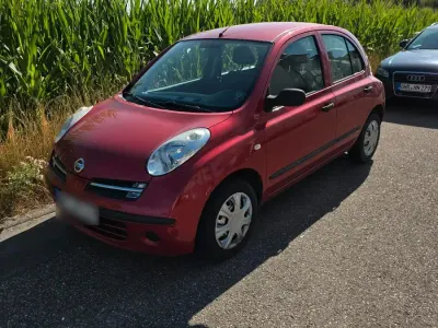 Gebraucht Nissan Micra 65 PS (47 kW) 2005 Rot Limousine